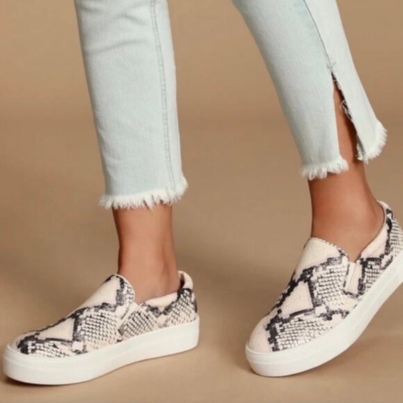 Steve Madden Safary Slip On Sneaker Metallic Snakeskin Print Womens size 9.5 M - Picture 13 of 13